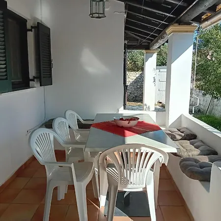 Villa Ektor Agios Georgios (Corfu)
